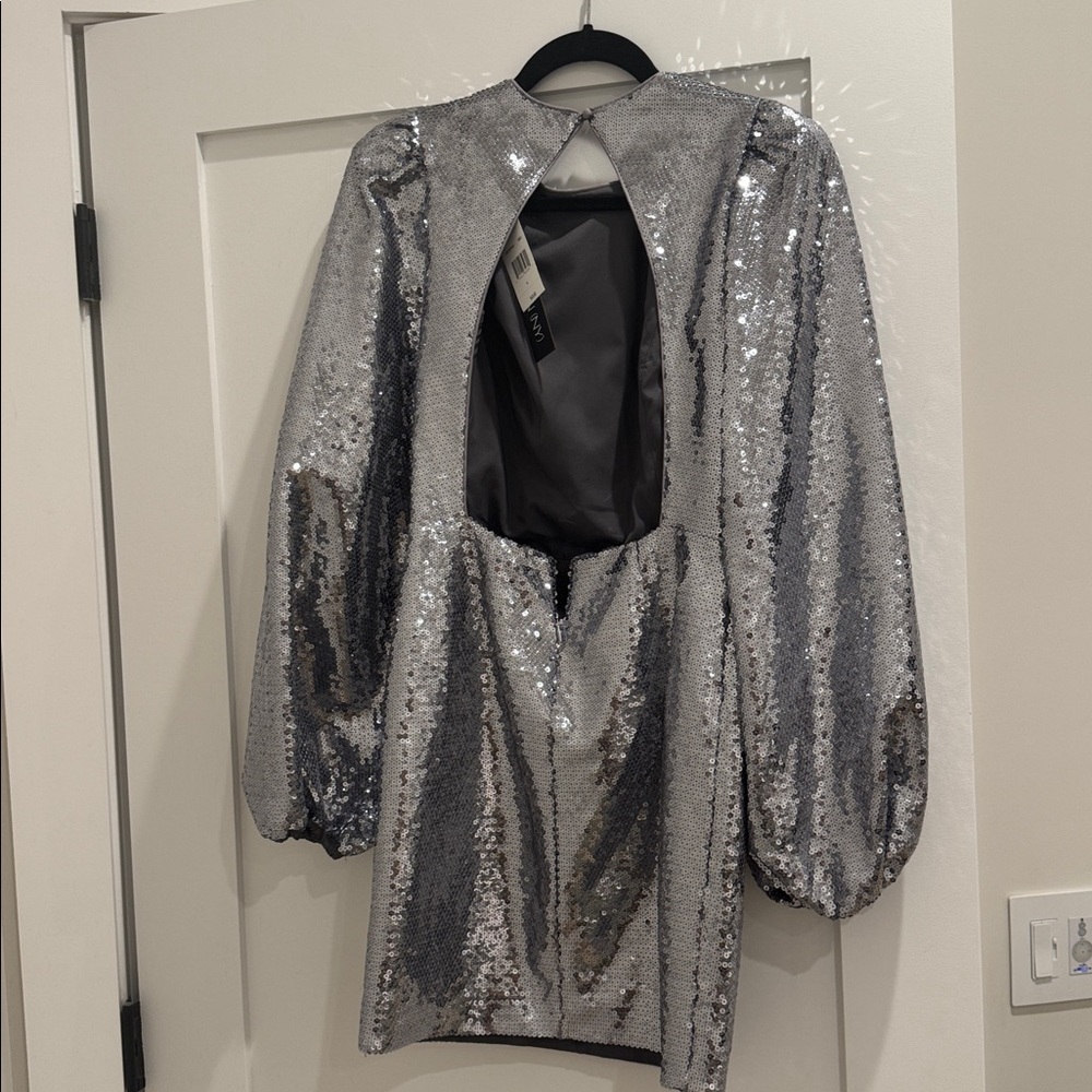TOCCIN Thais Backless Sheath Mini Dress - Picture 2 of 3